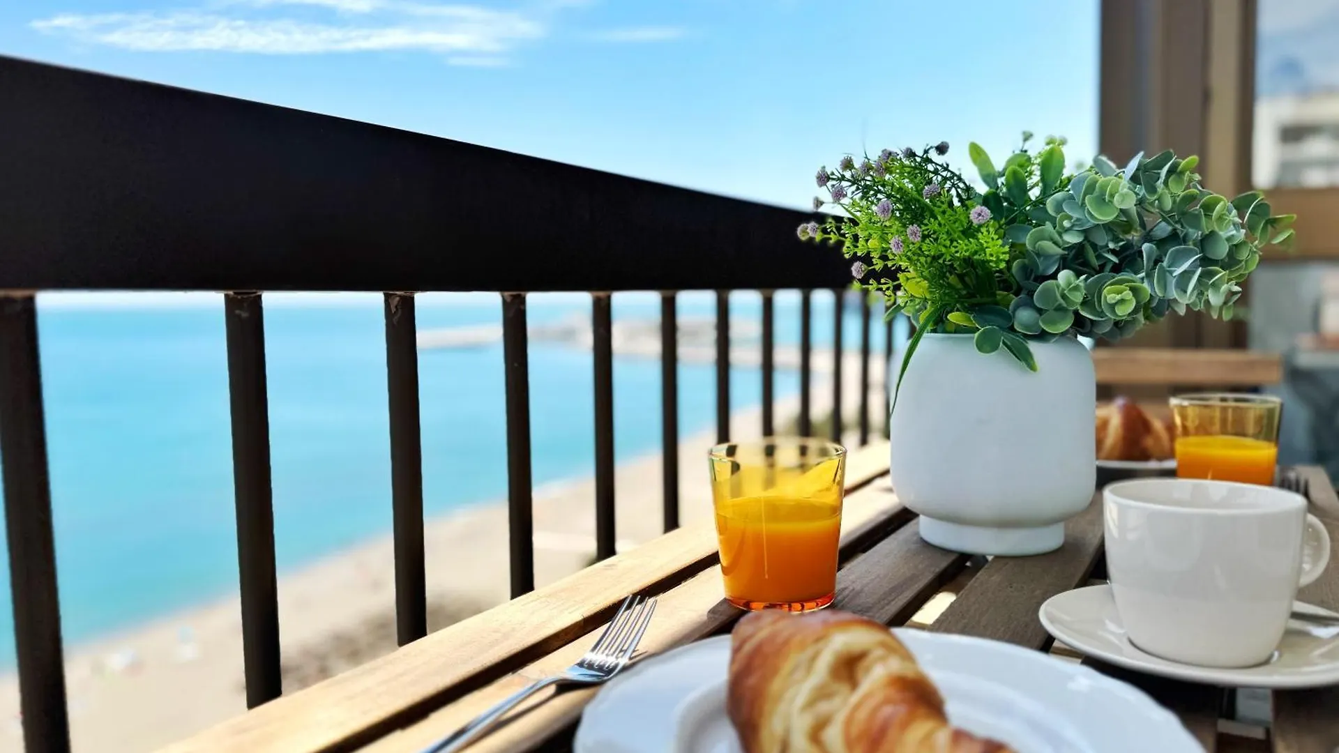 מאלגה Apartamento Malagueta Premium Con Terraza Y Vistas Al Mar דירה